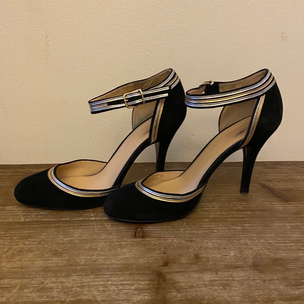 J Crew Very Rare Sample! Velvet Heels with Gold and Silver Detail! Sz7!!